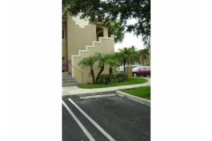 7901 NW 6th St, Pembroke Pines, FL 33024, Sold 02/28/17