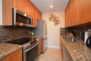 1460 NE 18th St, Fort Lauderdale, FL 33305, Sold 03/09/17