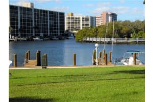 105 NE 19th Ave, Deerfield Beach, FL 33441, Sold 02/17/17