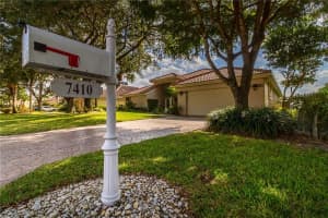 7410 NW 74th Dr, Parkland, FL 33067, Sold 03/13/17