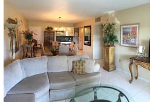 MLS# F10048446, Hollywood, Florida 33019