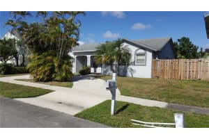 8309 SW 20th St, North Lauderdale, FL 33068, Sold 04/05/17