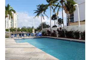 2670 E Sunrise Blvd, Fort Lauderdale, FL 33304, Sold 04/15/22