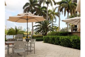 2670 E Sunrise Blvd, Fort Lauderdale, FL 33304, Sold 04/15/22