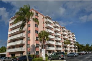 1831 NE 38th St, Fort Lauderdale, FL 33308, Sold 04/07/17