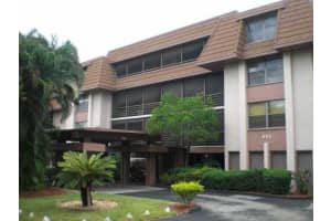 665 NE 195th St, North Miami Beach, FL 33179, Sold 08/15/17