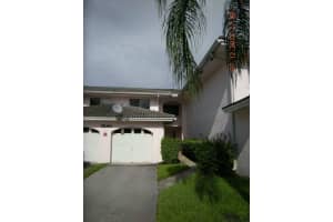 3263 NW 44th St, Oakland Park, FL 33309, Sold 03/15/17