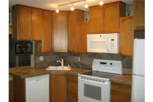 4578 NW 17th Terrace, Fort Lauderdale, FL 33309, Sold 04/17/17