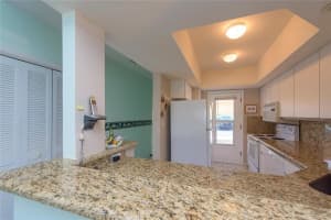 900 SW 12th St, Fort Lauderdale, FL 33315, Sold 03/15/17