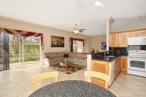 7225 NW 60th Ln, Parkland, FL 33067, Sold 04/27/17