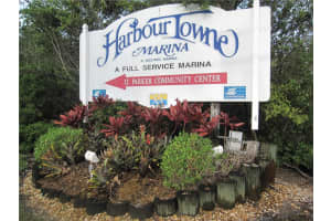 682 NE 1st St, Dania Beach, FL 33004, Sold 03/07/17