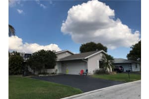 8868 NW 76th Pl, Tamarac, FL 33321, Sold 10/02/17