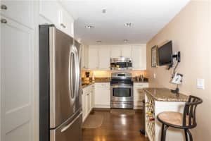 4511 S Ocean Blvd, Highland Beach, FL 33487, Sold 06/08/17