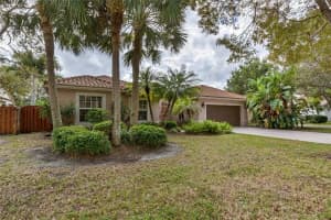 4810 NW 75th St, Pompano Beach, FL 33073, Sold 04/06/17