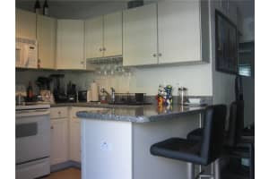 2660 NE 8th Ave, Wilton Manors, FL 33334, Sold 03/28/17