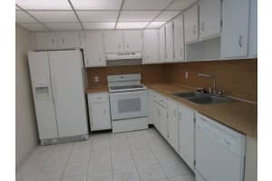 1301 NE 7th St, Hallandale Beach, FL 33009, Sold 11/09/17