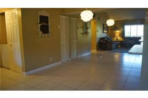 3001 N Oakland Forest Dr, Oakland Park, FL 33309, Sold 10/06/17