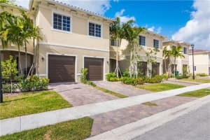 2574 SW 81st Terrace, Miramar, FL 33025, Sold 11/28/17