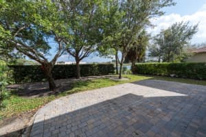 22 Country Lake Cir, Boynton Beach, FL 33436, Sold 04/27/17