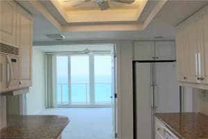 333 NE 21st Ave, Deerfield Beach, FL 33441, Sold 03/31/17