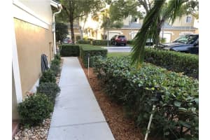 2404 Pasadena Way, Weston, FL 33327, Sold 03/27/17