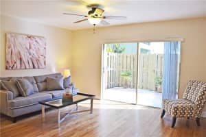 811 W Oakland Park Blvd, Wilton Manors, FL 33311, Sold 04/17/17