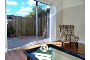 811 W Oakland Park Blvd, Wilton Manors, FL 33311, Sold 04/17/17
