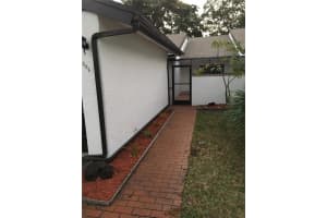 6384 Pinehurst Cir D30, Tamarac, FL 33321, Sold 05/18/17
