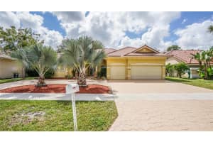 6420 NW 50th St, Lauderhill, FL 33319, Sold 04/07/17