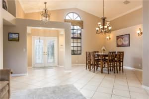 9985 W Tree Tops Ct, Davie, FL 33328, Sold 05/25/17