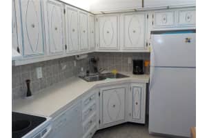 3101 Oakland Shores Dr APT H104, Oakland Park, FL 33309, Sold 04/25/17