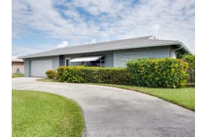 6616 NW 98th Ave, Tamarac, FL 33321, Sold 04/03/17