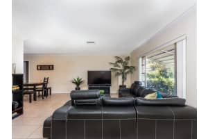 6616 NW 98th Ave, Tamarac, FL 33321, Sold 04/03/17