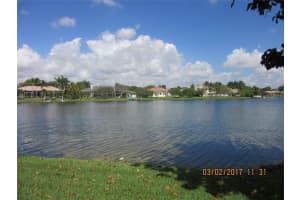 584 NW 120th Dr, Coral Springs, FL 33071, Sold 06/08/17
