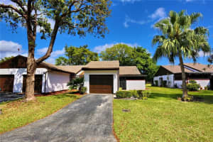 6380 Pinehurst Cir, Tamarac, FL 33321, Sold 05/12/17