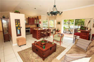 MLS# F10056204, Pembroke Pines, Florida 33029