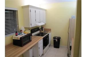 930 SW 9th St Cir, Boca Raton, FL 33486, Sold 04/21/17