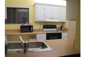 930 SW 9th St Cir, Boca Raton, FL 33486, Sold 04/21/17