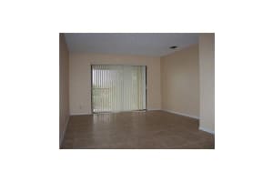 9000 NW 28th Dr, Coral Springs, FL 33065, Sold 05/31/17