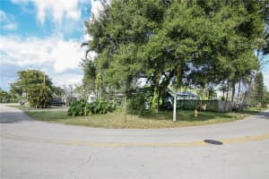 2640 SW 86th Ave, Davie, FL 33328, Sold 04/25/17