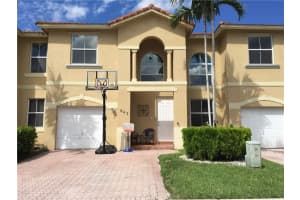 842 NW 134th Ave, Pembroke Pines, FL 33028, Sold 04/25/17