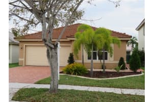 20860 NW 18th St, Pembroke Pines, FL 33029, Sold 07/14/17