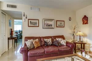 3050 NE 5th Terrace, Wilton Manors, FL 33334, Sold 08/23/17