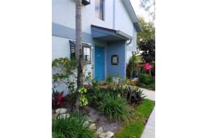2741 S Oakland Forest Dr, Oakland Park, FL 33309, Sold 05/03/17