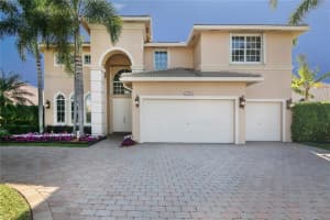 6394 NW 56th Dr, Coral Springs, FL 33067, Sold 06/09/17