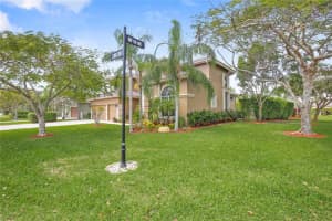 11865 NW 3rd Dr, Coral Springs, FL 33071, Sold 05/22/17