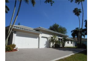 11740 SW 3rd St, Plantation, FL 33325, Sold 06/02/17