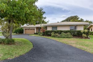 10840 NW 40th St, Coral Springs, FL 33065, Sold 08/30/17