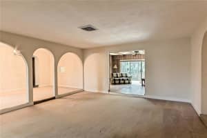 10840 NW 40th St, Coral Springs, FL 33065, Sold 08/30/17