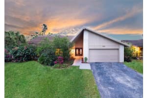 20070 NE 10th Pl, Miami, FL 33179, Sold 08/04/17